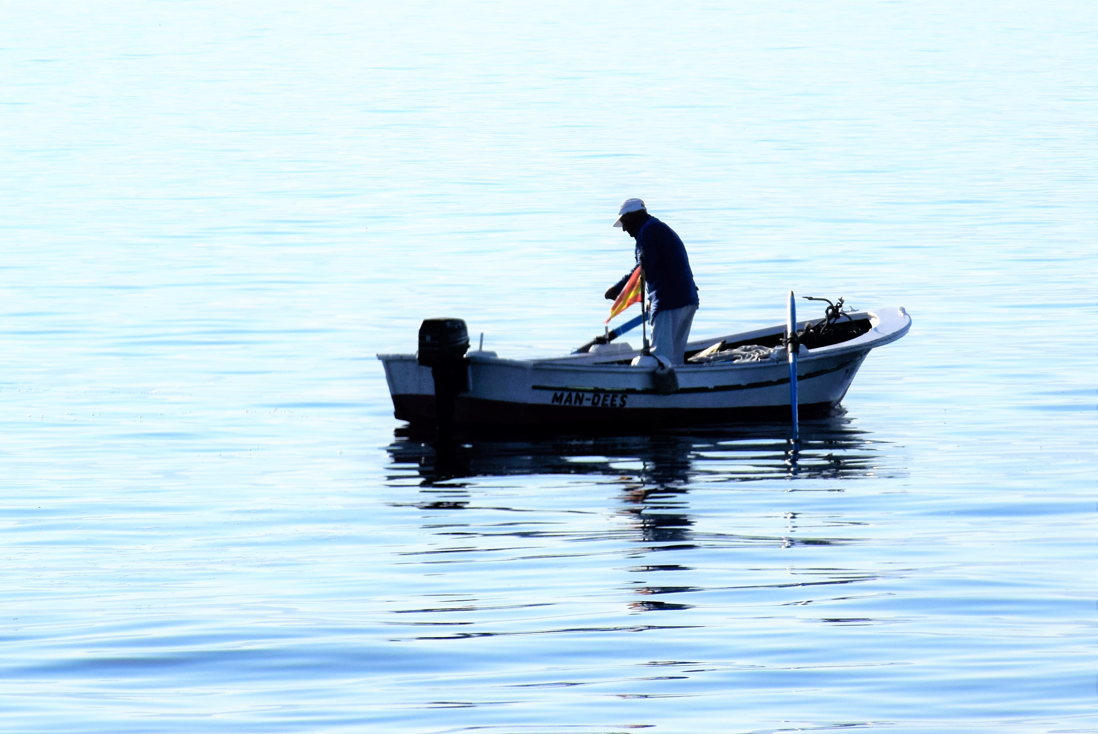 Infrastructure. Art de la pêche à la sardine et petit poisson
