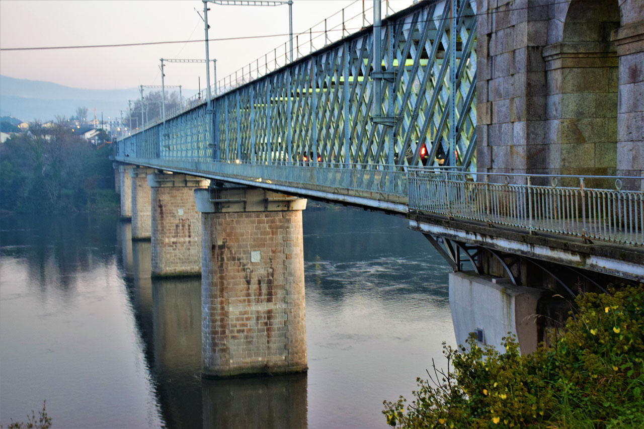 Puerto de Tui. Puente Internacional de Tui