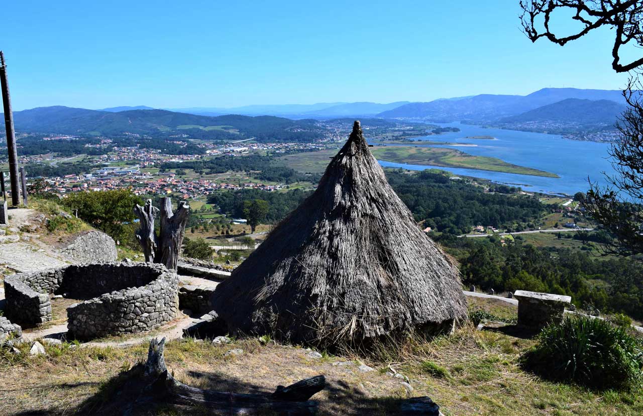 Castros A Forca y Santa Trega