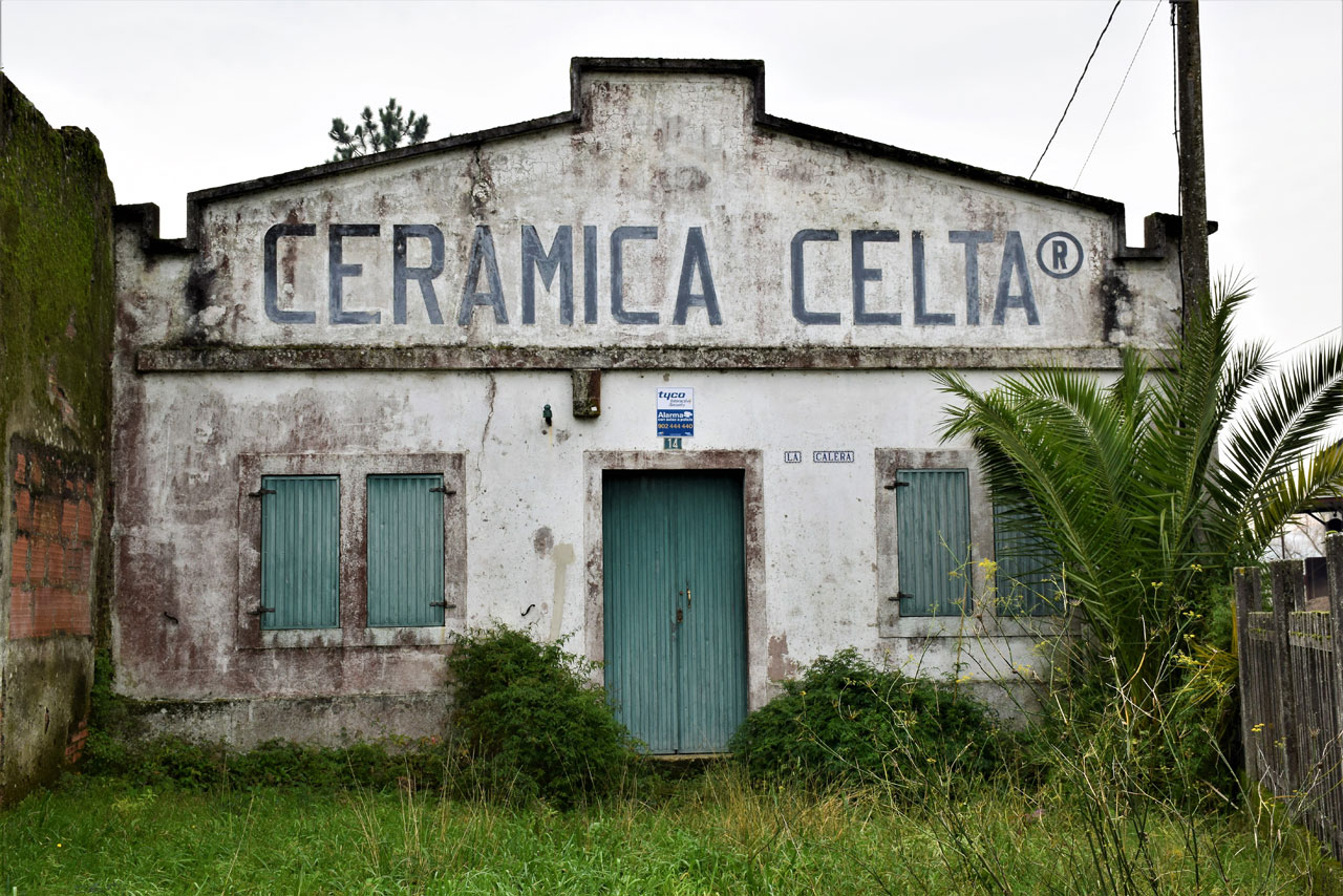 Pontecesures. Fábricas de arcilla. Loza